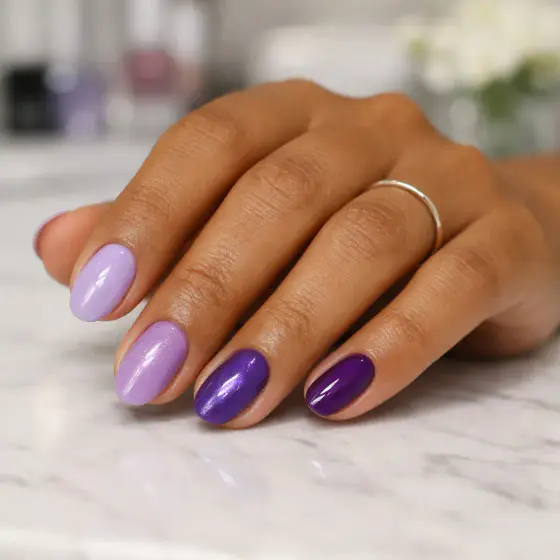 Uñas lila elegantes